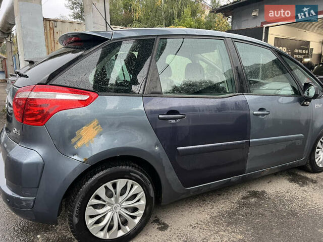 Сірий Сітроен С4 Пікассо, об'ємом двигуна 1.56 л та пробігом 243 тис. км за 3100 $, фото 4 на Automoto.ua