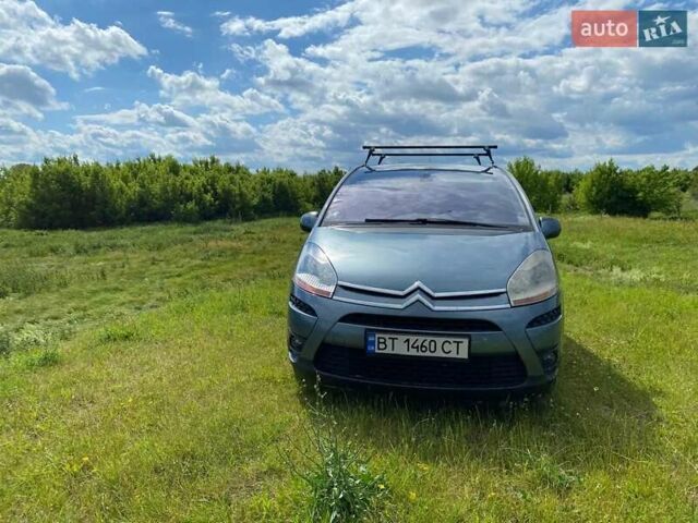 Серый Ситроен С4 Пикассо, объемом двигателя 1.6 л и пробегом 310 тыс. км за 4000 $, фото 3 на Automoto.ua