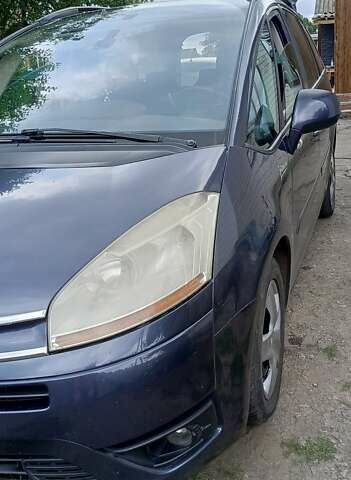 Серый Ситроен С4 Пикассо, объемом двигателя 1.6 л и пробегом 205 тыс. км за 5400 $, фото 1 на Automoto.ua