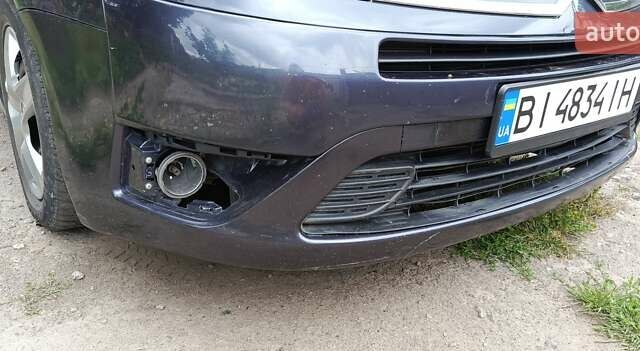 Серый Ситроен С4 Пикассо, объемом двигателя 1.6 л и пробегом 205 тыс. км за 5400 $, фото 26 на Automoto.ua