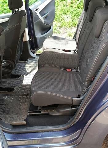 Серый Ситроен С4 Пикассо, объемом двигателя 1.6 л и пробегом 205 тыс. км за 5400 $, фото 13 на Automoto.ua