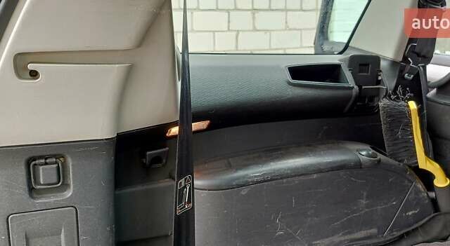 Серый Ситроен С4 Пикассо, объемом двигателя 1.6 л и пробегом 205 тыс. км за 5400 $, фото 32 на Automoto.ua