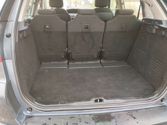 Сірий Сітроен С4 Пікассо, об'ємом двигуна 1.6 л та пробігом 191 тис. км за 4500 $, фото 12 на Automoto.ua