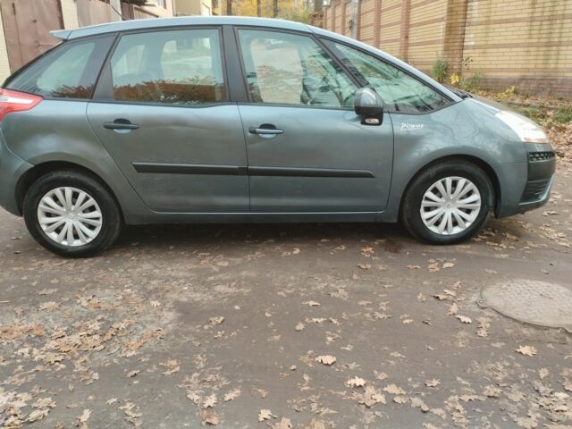 Сірий Сітроен С4 Пікассо, об'ємом двигуна 1.6 л та пробігом 191 тис. км за 4500 $, фото 6 на Automoto.ua