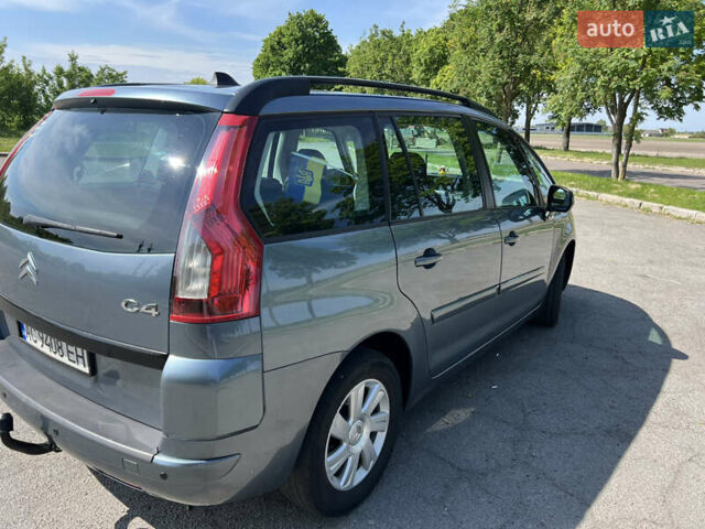 Сірий Сітроен С4 Пікассо, об'ємом двигуна 2 л та пробігом 294 тис. км за 6700 $, фото 3 на Automoto.ua