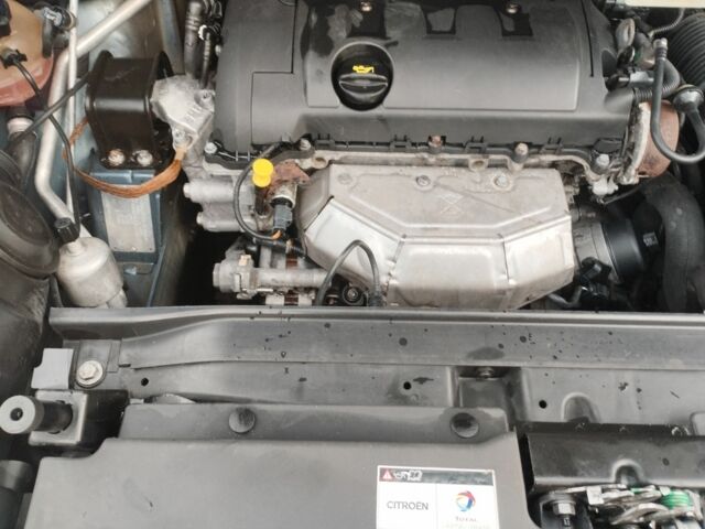 Сірий Сітроен С4 Пікассо, об'ємом двигуна 1.6 л та пробігом 191 тис. км за 4500 $, фото 13 на Automoto.ua