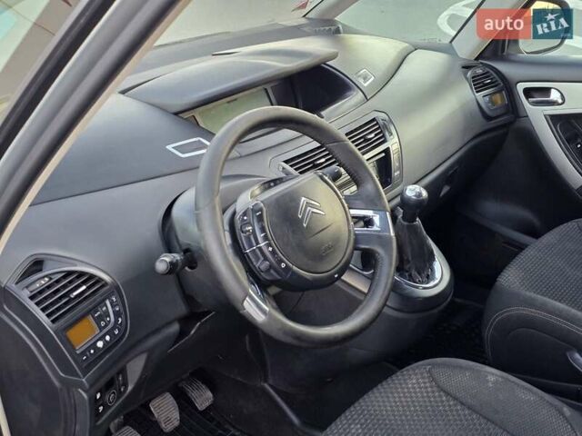 Серый Ситроен С4 Пикассо, объемом двигателя 1.7 л и пробегом 290 тыс. км за 3999 $, фото 14 на Automoto.ua