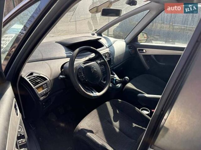 Сірий Сітроен С4 Пікассо, об'ємом двигуна 1.6 л та пробігом 255 тис. км за 3700 $, фото 24 на Automoto.ua