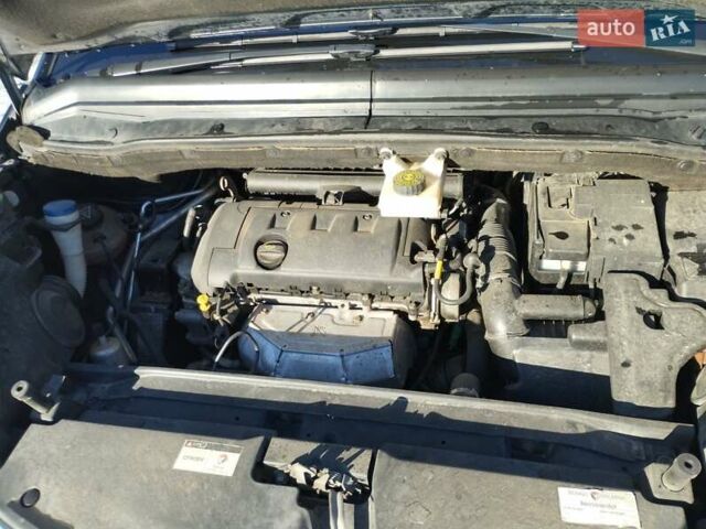 Серый Ситроен С4 Пикассо, объемом двигателя 1.6 л и пробегом 211 тыс. км за 6500 $, фото 11 на Automoto.ua