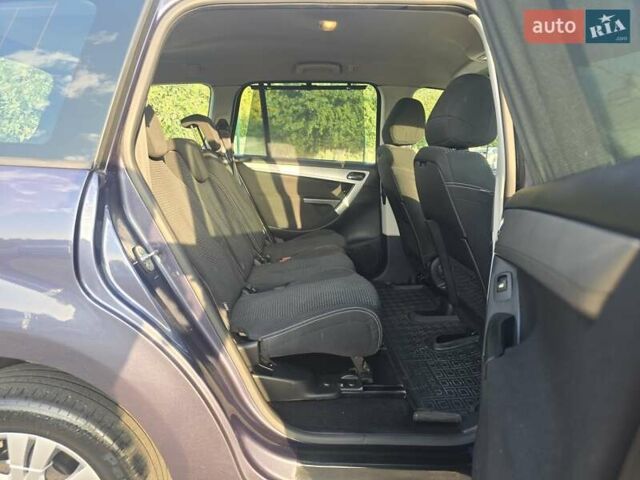 Сірий Сітроен С4 Пікассо, об'ємом двигуна 1.56 л та пробігом 284 тис. км за 5999 $, фото 28 на Automoto.ua