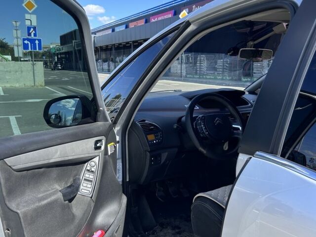 Серый Ситроен С4 Пикассо, объемом двигателя 1.6 л и пробегом 260 тыс. км за 5200 $, фото 2 на Automoto.ua