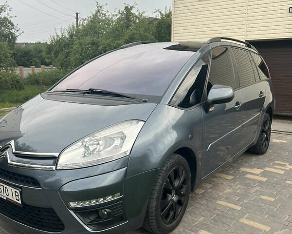 Серый Ситроен С4 Пикассо, объемом двигателя 1.6 л и пробегом 306 тыс. км за 7300 $, фото 2 на Automoto.ua