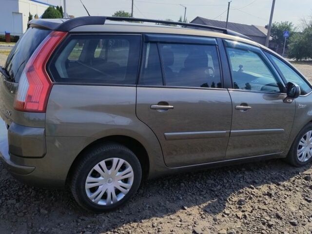 Сірий Сітроен С4 Пікассо, об'ємом двигуна 0 л та пробігом 250 тис. км за 6700 $, фото 3 на Automoto.ua