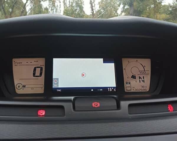 Сірий Сітроен С4 Пікассо, об'ємом двигуна 1.56 л та пробігом 300 тис. км за 6500 $, фото 22 на Automoto.ua