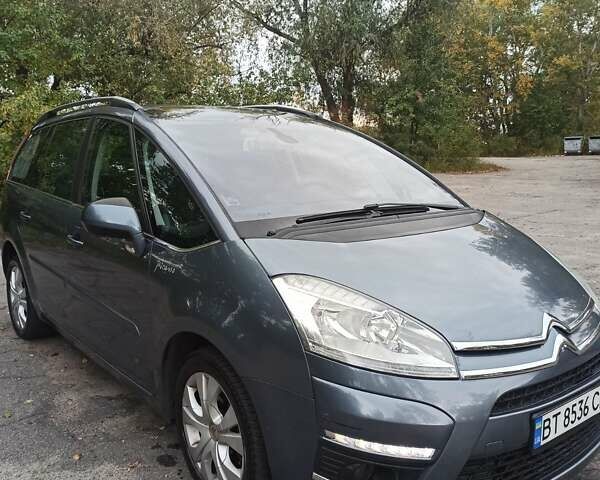 Сірий Сітроен С4 Пікассо, об'ємом двигуна 1.56 л та пробігом 300 тис. км за 6500 $, фото 1 на Automoto.ua
