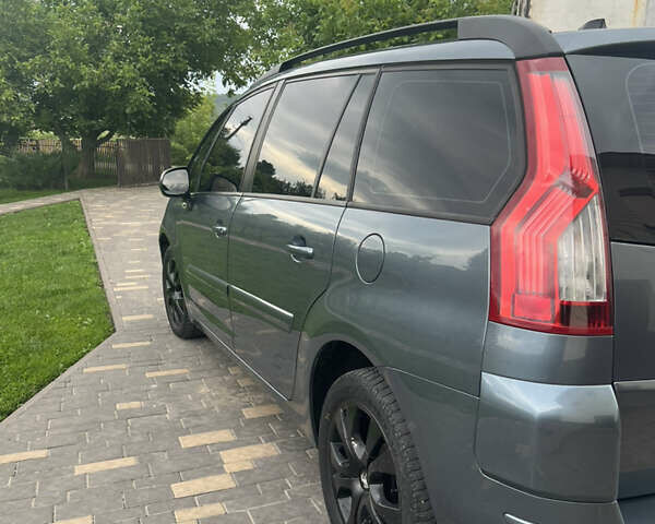 Серый Ситроен С4 Пикассо, объемом двигателя 1.6 л и пробегом 306 тыс. км за 7300 $, фото 4 на Automoto.ua