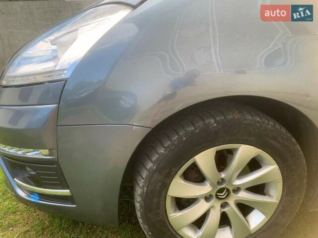 Серый Ситроен С4 Пикассо, объемом двигателя 1.6 л и пробегом 339 тыс. км за 7000 $, фото 3 на Automoto.ua