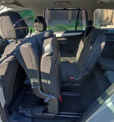 Серый Ситроен С4 Пикассо, объемом двигателя 1.56 л и пробегом 284 тыс. км за 7200 $, фото 19 на Automoto.ua