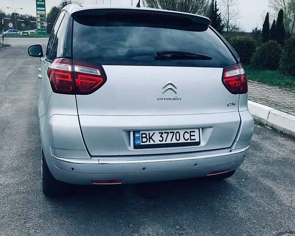 Серый Ситроен С4 Пикассо, объемом двигателя 1.6 л и пробегом 183 тыс. км за 7350 $, фото 5 на Automoto.ua