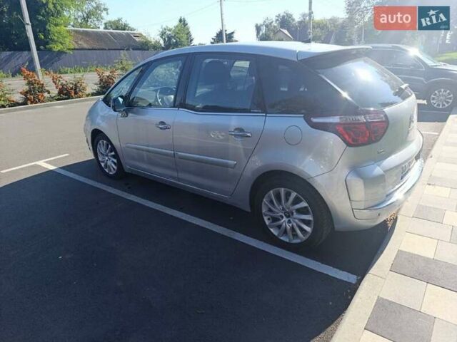 Серый Ситроен С4 Пикассо, объемом двигателя 1.6 л и пробегом 180 тыс. км за 7800 $, фото 3 на Automoto.ua