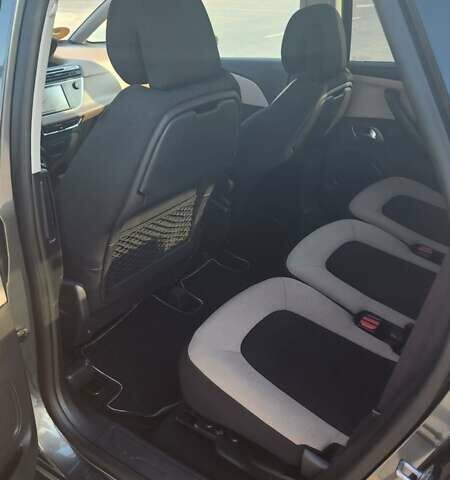 Серый Ситроен С4 Пикассо, объемом двигателя 1.6 л и пробегом 252 тыс. км за 11500 $, фото 11 на Automoto.ua