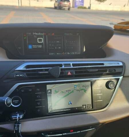 Серый Ситроен С4 Пикассо, объемом двигателя 1.6 л и пробегом 252 тыс. км за 11500 $, фото 9 на Automoto.ua