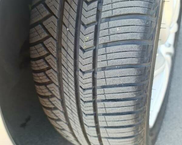 Серый Ситроен С4 Пикассо, объемом двигателя 1.6 л и пробегом 180 тыс. км за 7800 $, фото 11 на Automoto.ua