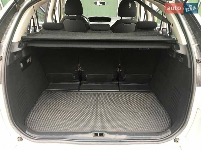 Серый Ситроен С4 Пикассо, объемом двигателя 1.6 л и пробегом 183 тыс. км за 7350 $, фото 12 на Automoto.ua