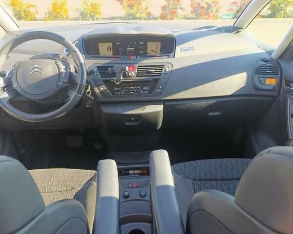 Серый Ситроен С4 Пикассо, объемом двигателя 1.6 л и пробегом 180 тыс. км за 7800 $, фото 1 на Automoto.ua