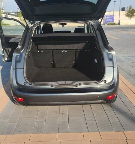 Серый Ситроен С4 Пикассо, объемом двигателя 1.6 л и пробегом 252 тыс. км за 11500 $, фото 10 на Automoto.ua