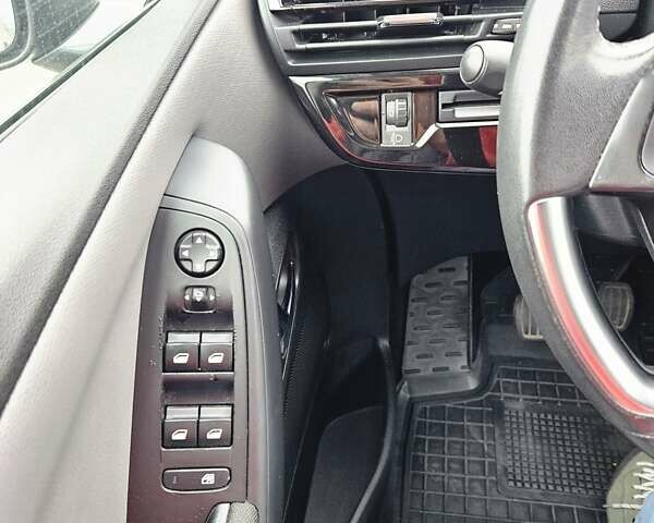 Ситроен С4 Пикассо 2014 в Киеве на Automoto.ua Серый Ситроен С4 Пикассо, объемом двигателя 1.56 л и пробегом 242 тыс. км за 9500 $, фото 21 на Automoto.ua