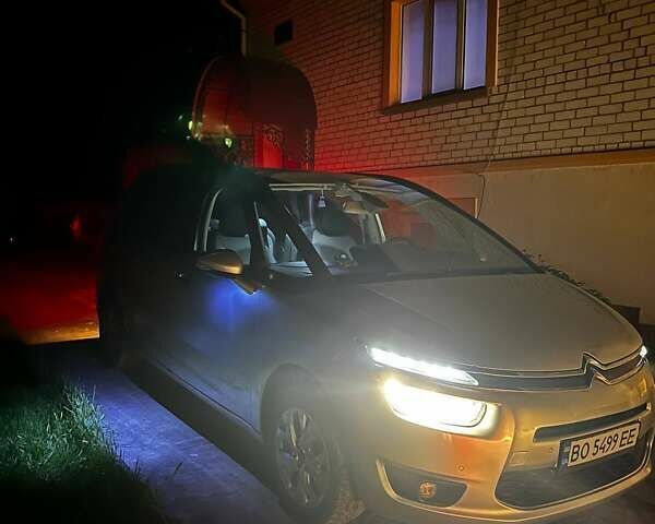 Сірий Сітроен С4 Пікассо, об'ємом двигуна 1.56 л та пробігом 279 тис. км за 9500 $, фото 43 на Automoto.ua