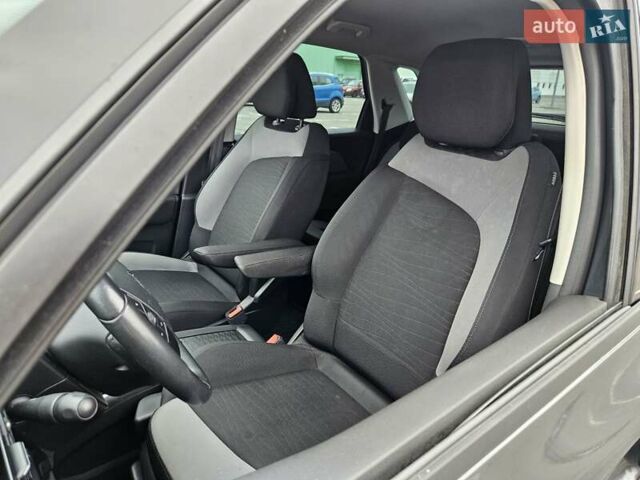 Ситроен С4 Пикассо 2014 в Киеве на Automoto.ua Серый Ситроен С4 Пикассо, объемом двигателя 1.56 л и пробегом 242 тыс. км за 9500 $, фото 14 на Automoto.ua