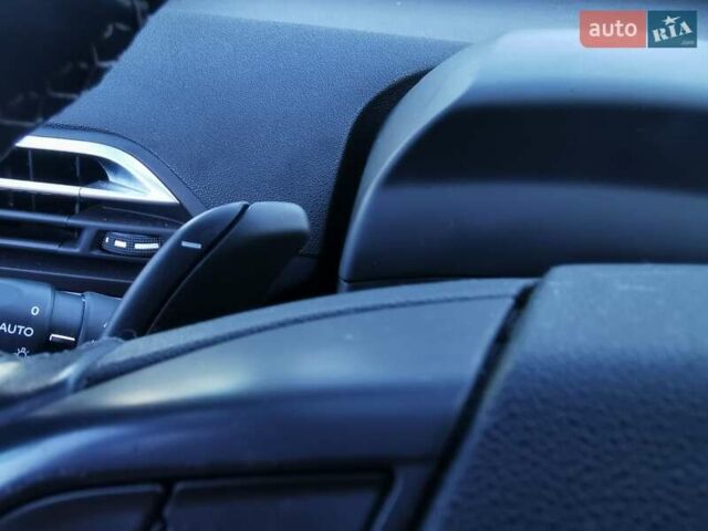 Сірий Сітроен С4 Пікассо, об'ємом двигуна 2 л та пробігом 207 тис. км за 13999 $, фото 29 на Automoto.ua