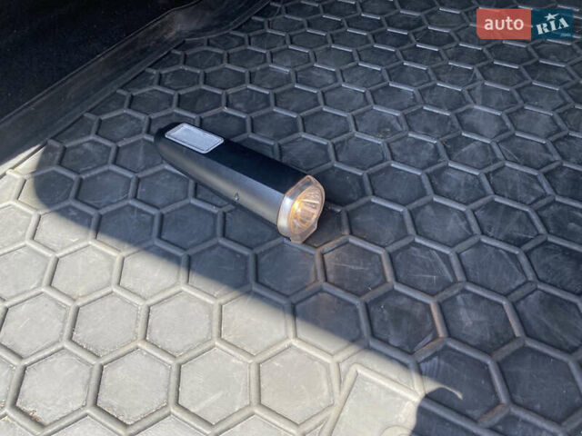 Сірий Сітроен С4 Пікассо, об'ємом двигуна 1.56 л та пробігом 326 тис. км за 10700 $, фото 9 на Automoto.ua