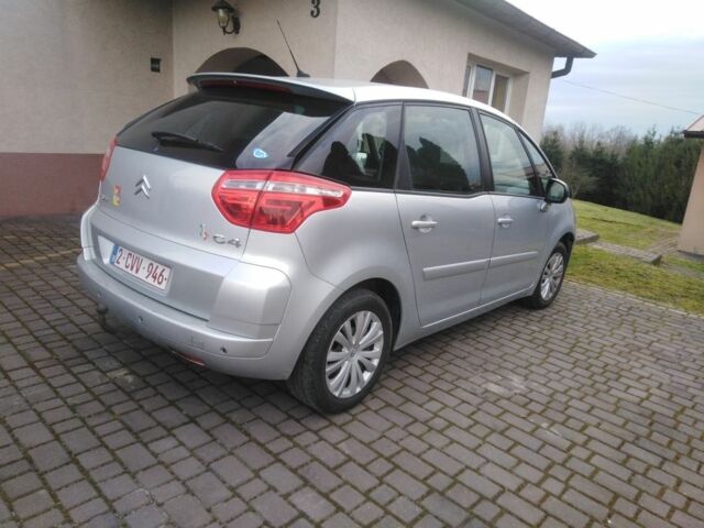 Серый Ситроен С4 Пикассо, объемом двигателя 1.6 л и пробегом 252 тыс. км за 5500 $, фото 11 на Automoto.ua