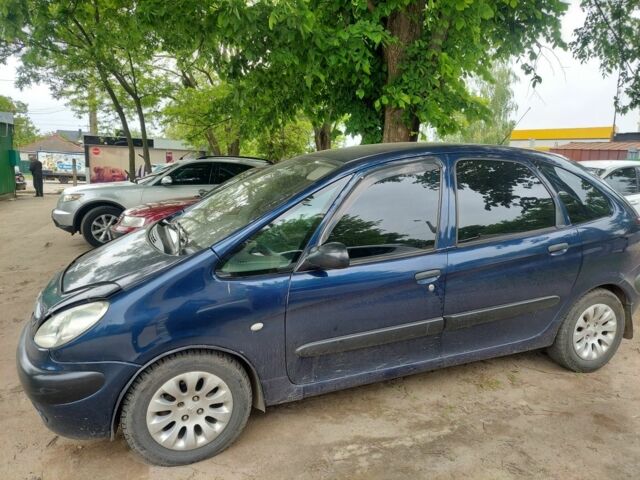 Синій Сітроен С4 Пікассо, об'ємом двигуна 0 л та пробігом 400 тис. км за 1700 $, фото 2 на Automoto.ua