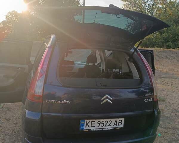 Синий Ситроен С4 Пикассо, объемом двигателя 2 л и пробегом 200 тыс. км за 5500 $, фото 10 на Automoto.ua