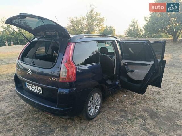 Синий Ситроен С4 Пикассо, объемом двигателя 2 л и пробегом 200 тыс. км за 5500 $, фото 8 на Automoto.ua