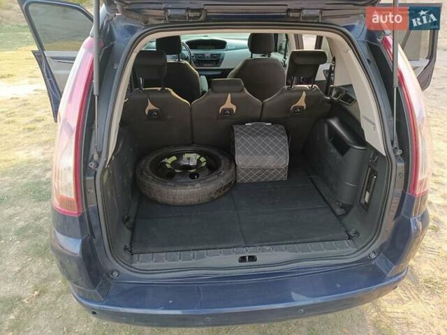 Синий Ситроен С4 Пикассо, объемом двигателя 2 л и пробегом 200 тыс. км за 5500 $, фото 15 на Automoto.ua