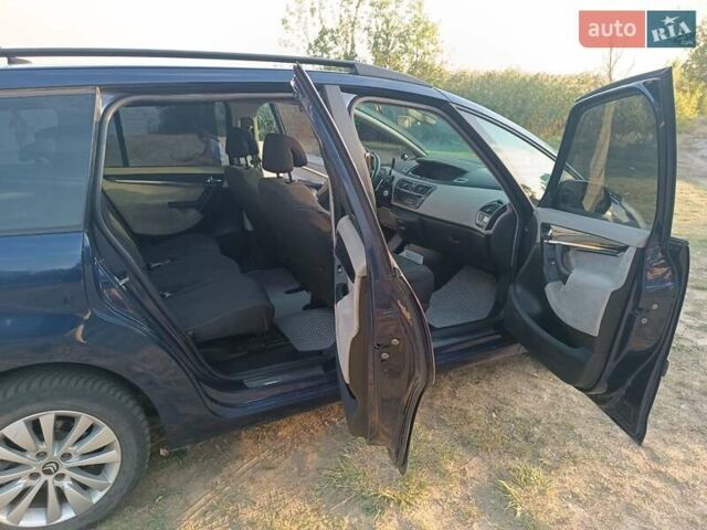 Синий Ситроен С4 Пикассо, объемом двигателя 2 л и пробегом 200 тыс. км за 5500 $, фото 16 на Automoto.ua