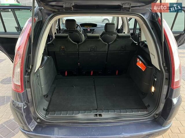 Ситроен С4 Пикассо 2007 в Измаиле на Automoto.ua Синий Ситроен С4 Пикассо, объемом двигателя 1.74 л и пробегом 298 тыс. км за 4500 $, фото 11 на Automoto.ua