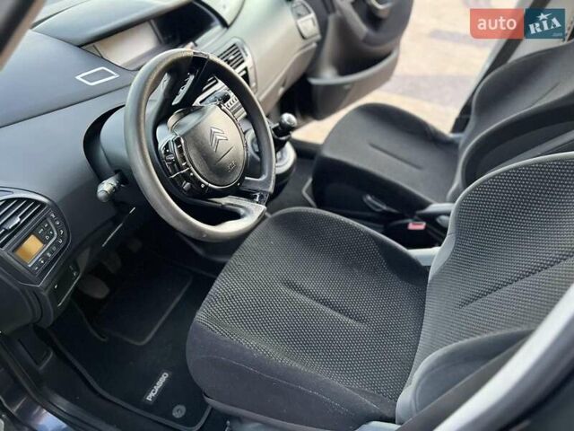 Ситроен С4 Пикассо 2007 в Измаиле на Automoto.ua Синий Ситроен С4 Пикассо, объемом двигателя 1.74 л и пробегом 298 тыс. км за 4500 $, фото 12 на Automoto.ua