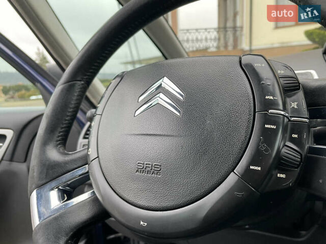 Синий Ситроен С4 Пикассо, объемом двигателя 1.6 л и пробегом 307 тыс. км за 5499 $, фото 57 на Automoto.ua