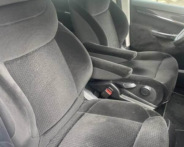 Синий Ситроен С4 Пикассо, объемом двигателя 2 л и пробегом 232 тыс. км за 5700 $, фото 13 на Automoto.ua