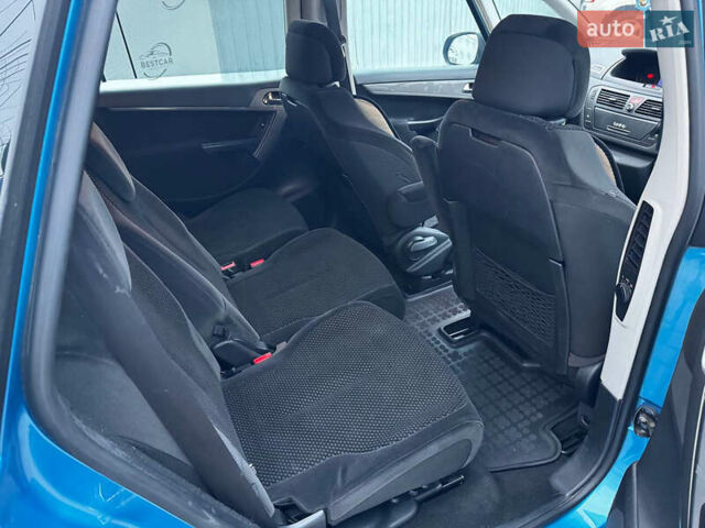 Синій Сітроен С4 Пікассо, об'ємом двигуна 2 л та пробігом 240 тис. км за 5700 $, фото 13 на Automoto.ua