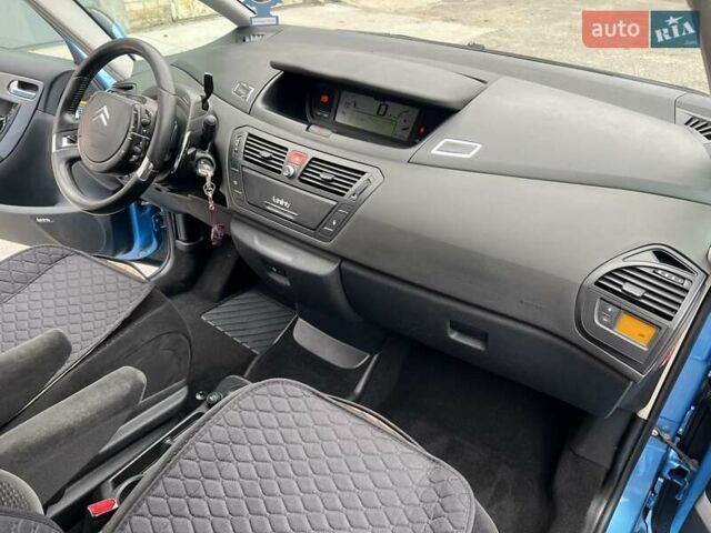 Синий Ситроен С4 Пикассо, объемом двигателя 2 л и пробегом 280 тыс. км за 5500 $, фото 10 на Automoto.ua