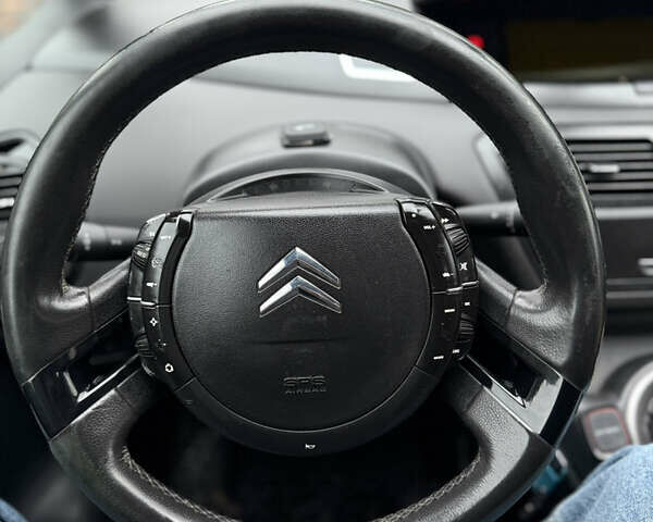 Синий Ситроен С4 Пикассо, объемом двигателя 1.6 л и пробегом 400 тыс. км за 4500 $, фото 24 на Automoto.ua