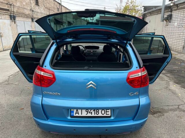 Синий Ситроен С4 Пикассо, объемом двигателя 2 л и пробегом 280 тыс. км за 5500 $, фото 5 на Automoto.ua