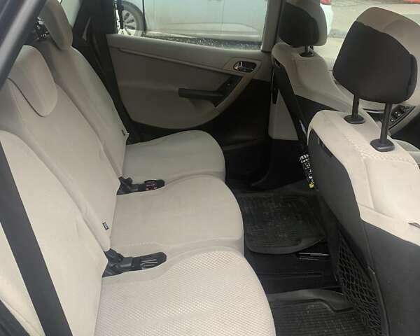 Синий Ситроен С4 Пикассо, объемом двигателя 1.56 л и пробегом 181 тыс. км за 5500 $, фото 4 на Automoto.ua